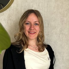 Geschäftsführerin Elena Peters von Peters Tools und Service